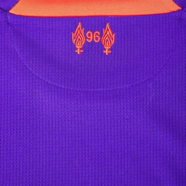 Retro Liverpool Away Jersey 2018/19