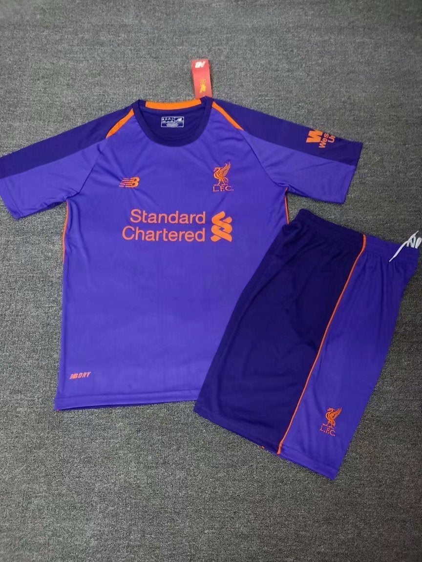 Retro Liverpool Away Jersey 2018/19