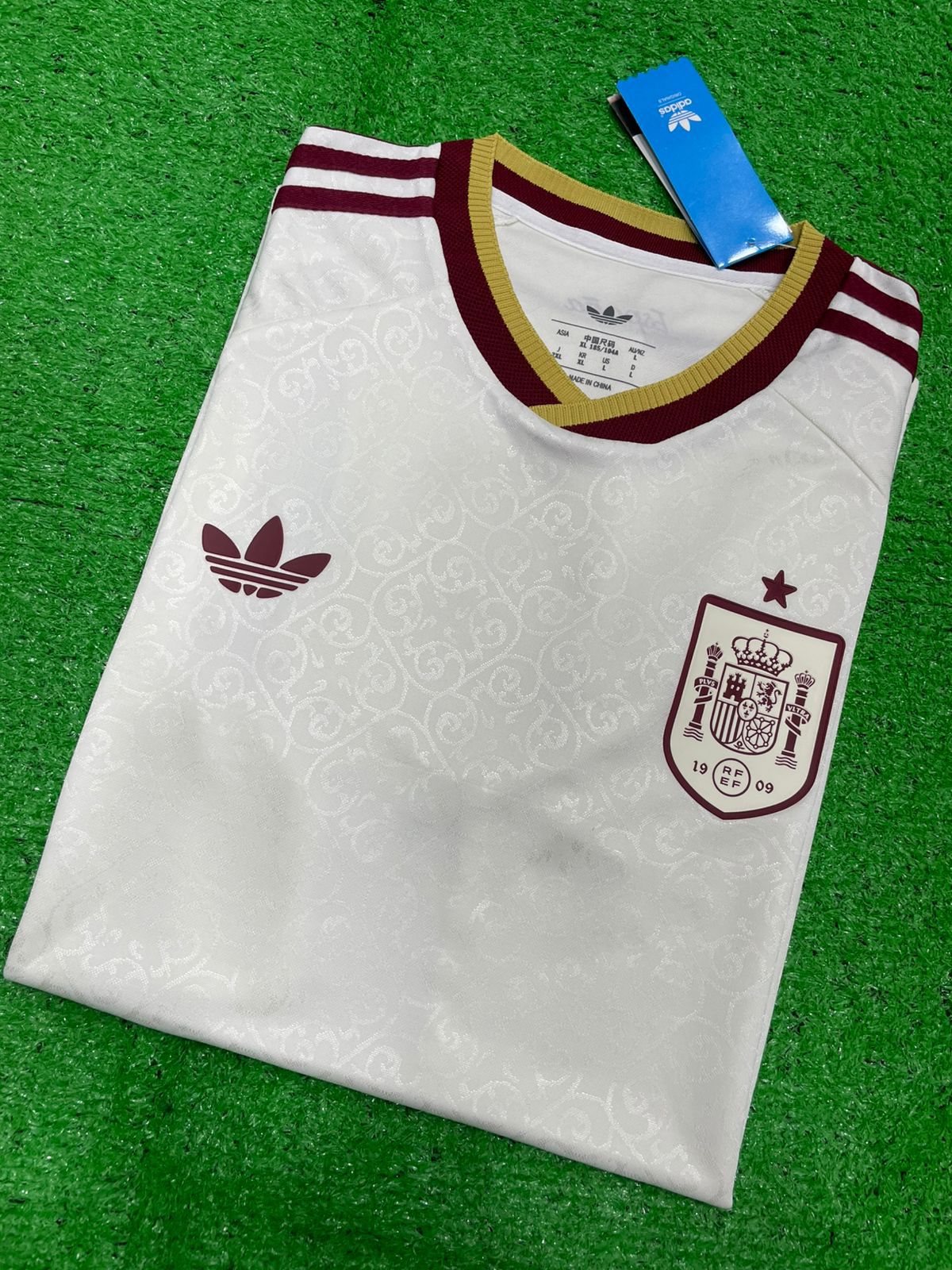 Spain Away Jersey WC 2026 [Player's Quality]