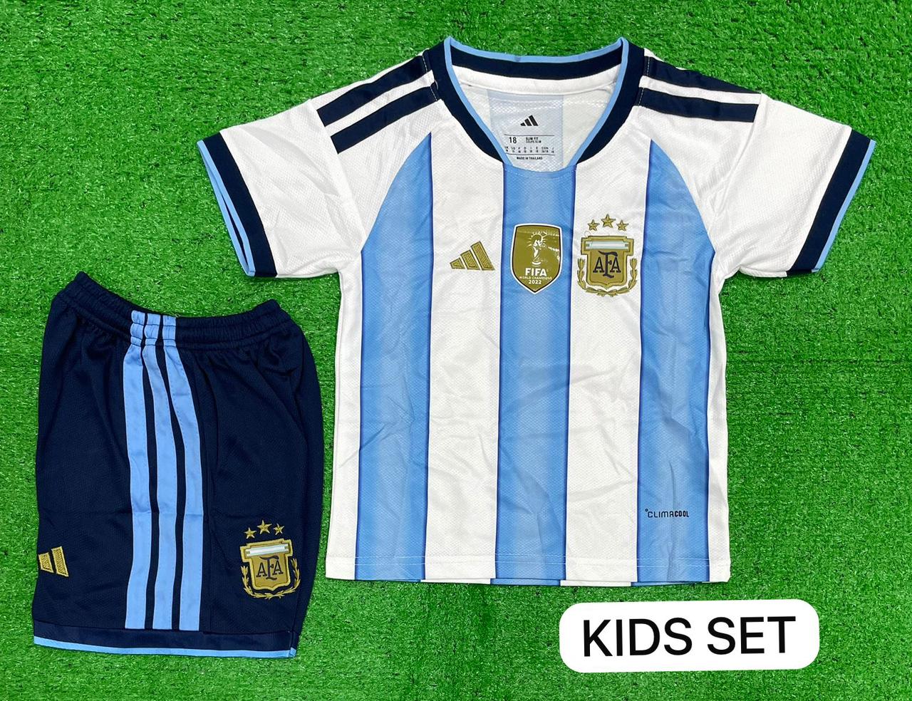 Argentina Kids/Youth Home Jersey & Shorts WC 2026